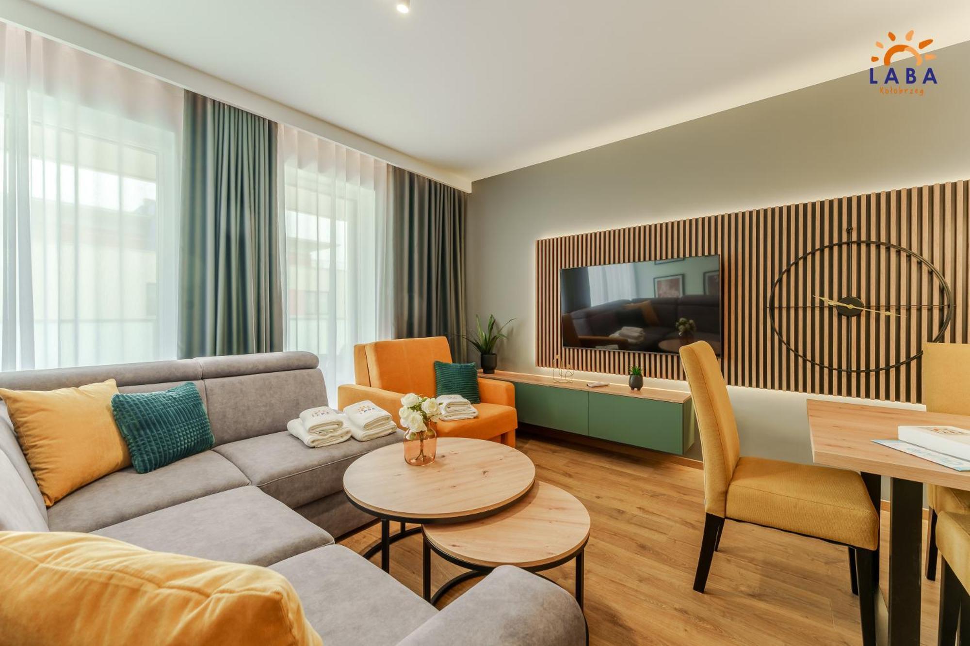 Laba Kolobrzeg Apartamenty Kollataja Z Parkingiem Esterno foto