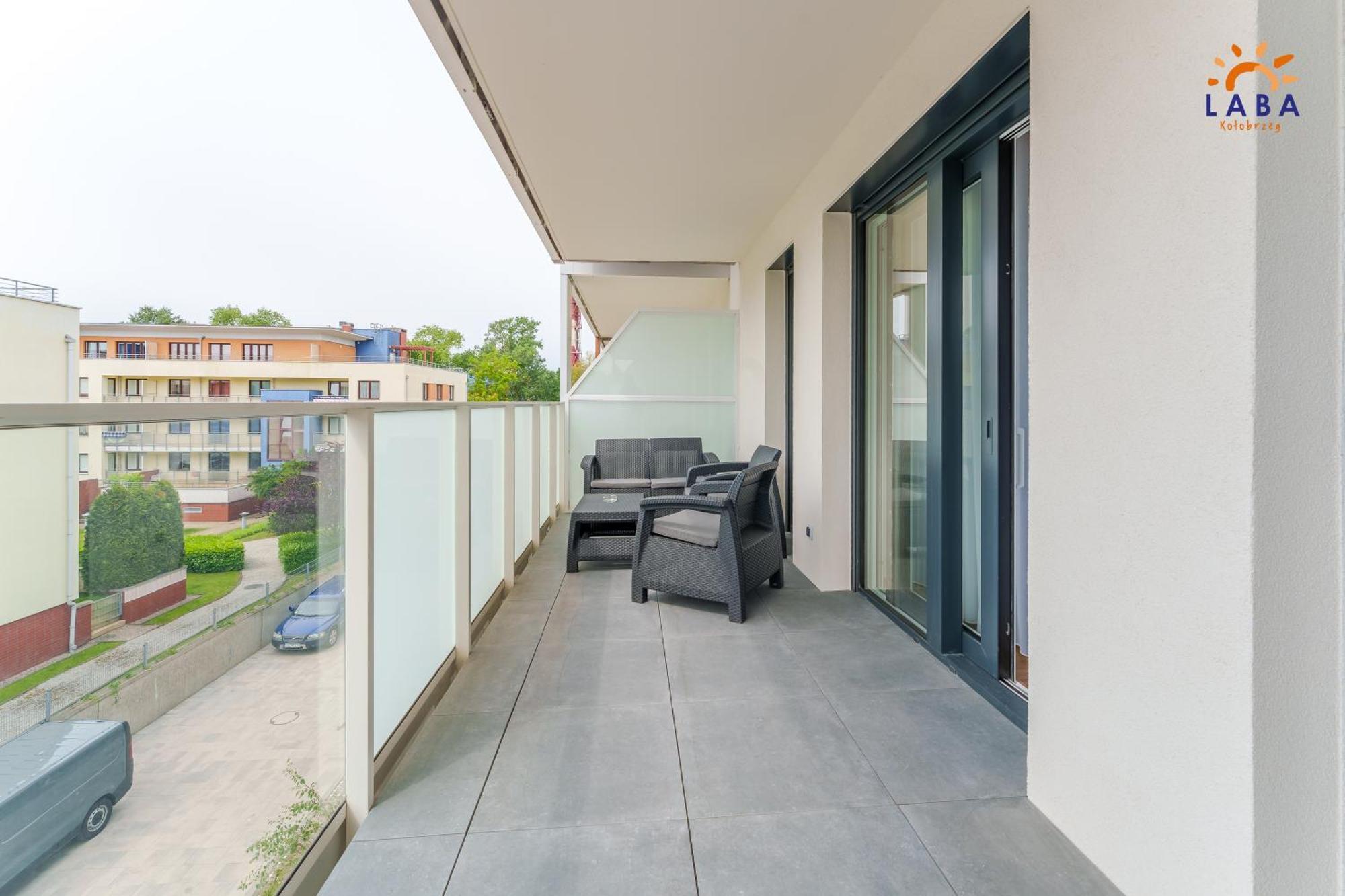 Laba Kolobrzeg Apartamenty Kollataja Z Parkingiem Esterno foto