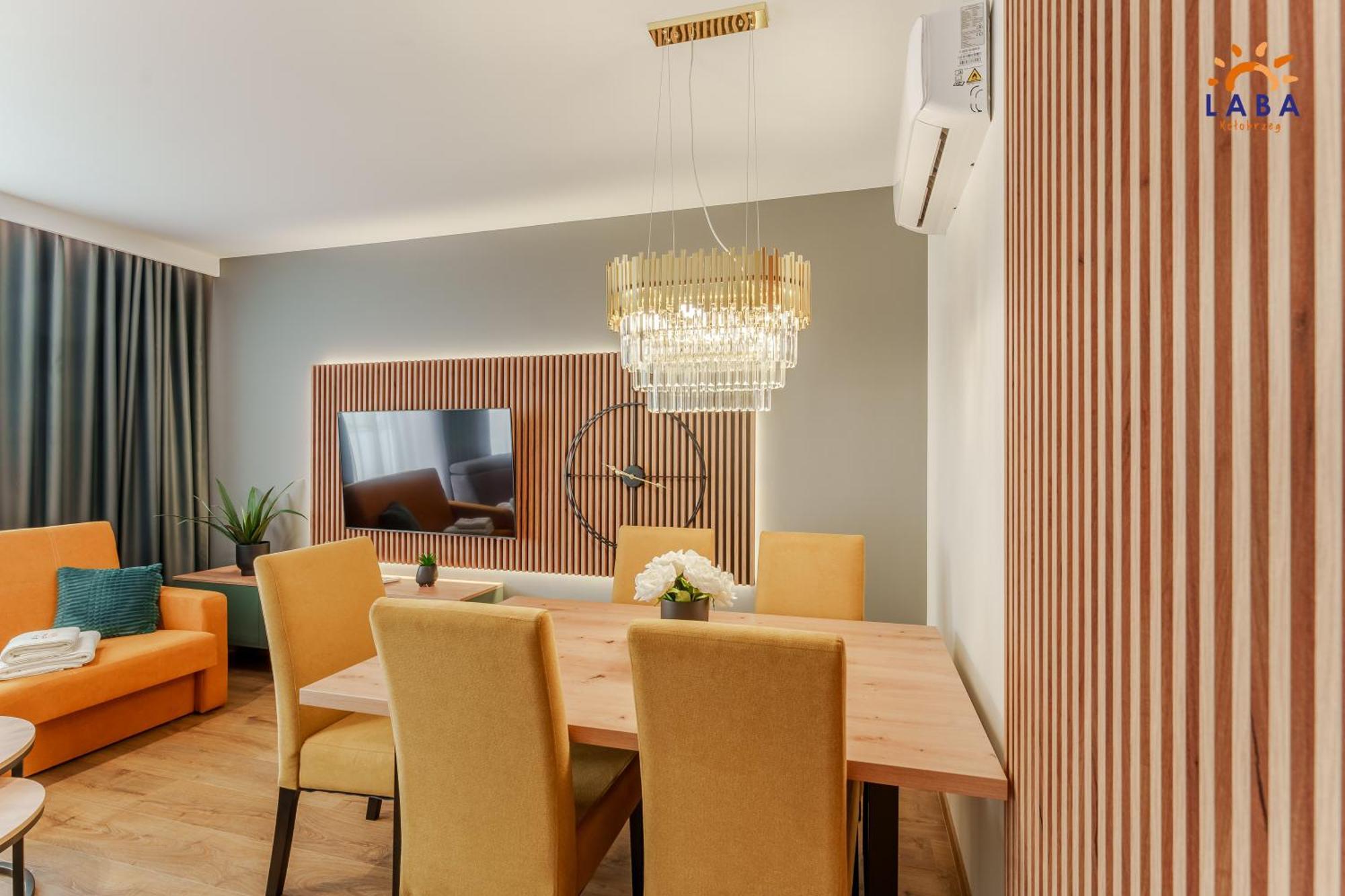 Laba Kolobrzeg Apartamenty Kollataja Z Parkingiem Esterno foto