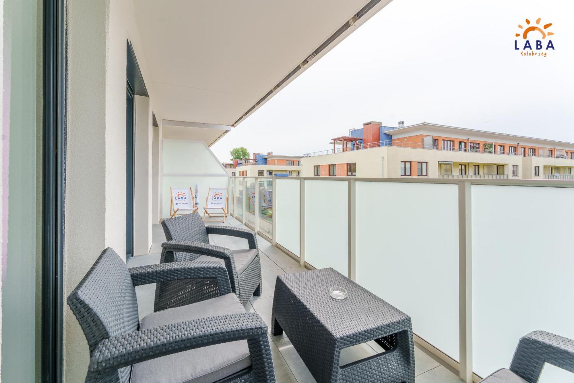 Laba Kolobrzeg Apartamenty Kollataja Z Parkingiem Esterno foto