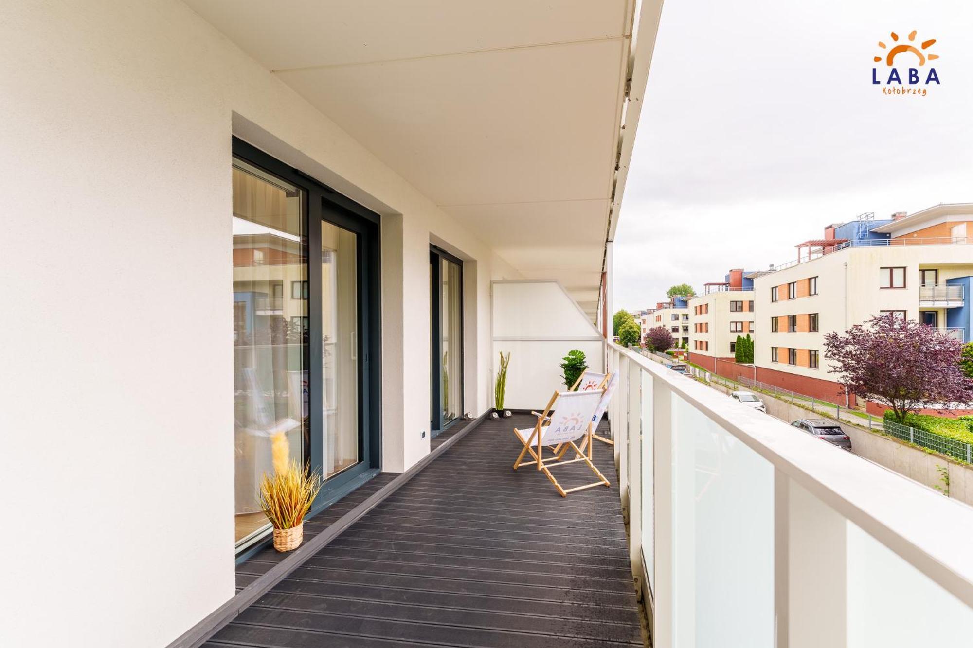Laba Kolobrzeg Apartamenty Kollataja Z Parkingiem Esterno foto